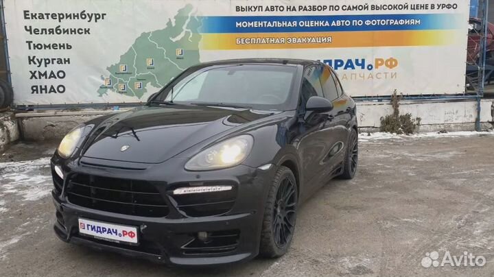 Накладка двигателя правая Porsche Cayenne (92A) 7PP103908