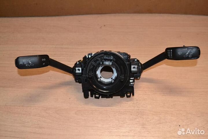 Переключатель поворотов в сборе Golf 7