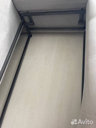 Большой угловой диван бу