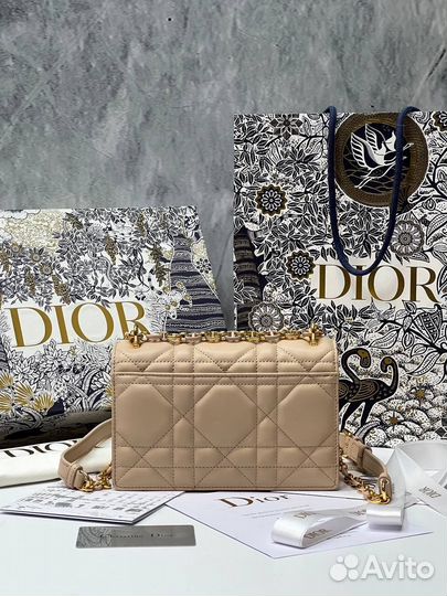 Сумка Dior Miss Caro