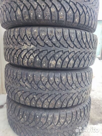 Nokian Tyres Nordman 4 215/65 R16