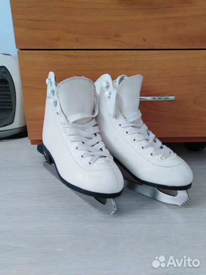 Коньки фигурные детские