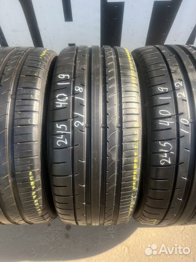 Dunlop SP Sport Maxx 050+ 245/40 R19 и 275/35 R19