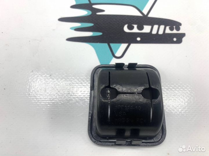 Накладка сиденья задняя Bmw X5 F15 N63B44B 2013