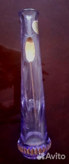 Вазочка для цветов резьба позолота Bohemia