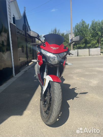 Omaks R12 250cc