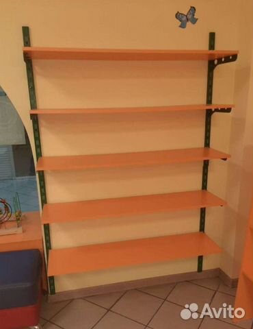 Полки для выставки и хранения