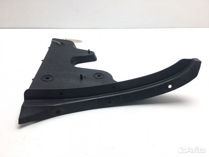 Крепление бампера заднее правое Audi A6 4F2 BDW