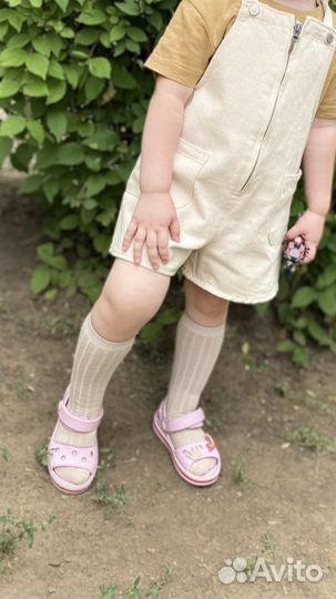 Crocs босоножки для девочки