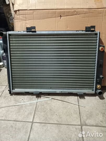 Радиатор охлаждения на renault logan 1