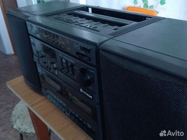 Hitachi MS- 560 магнитола 80 х