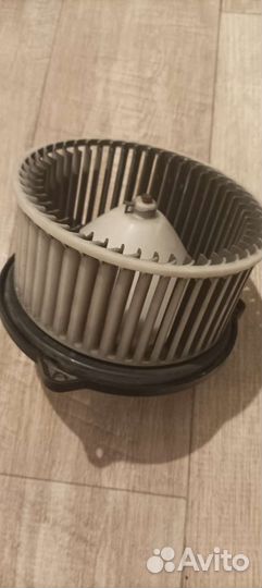 Моторчик печки mazda 6 gg