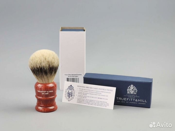 Помазки Truefitt & Hill Wellington Silvertip