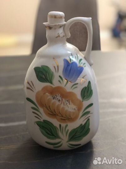 Кувшин, тарелки