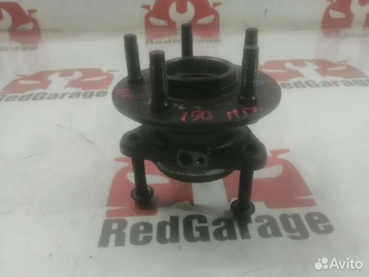Ступица передняя правая Ford Explorer UN150