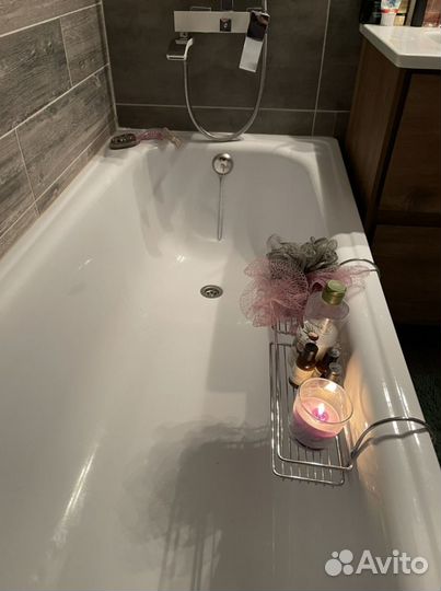 Полка для ванной