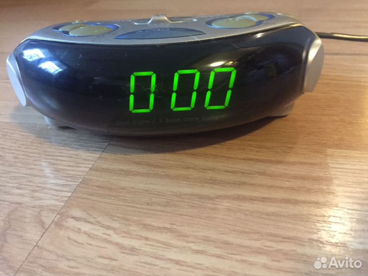 Радио Часы будильник Thomson