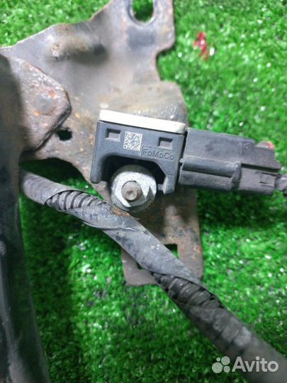 Кронштейн замка капота Mazda Mazda3 BL lfvd 2010