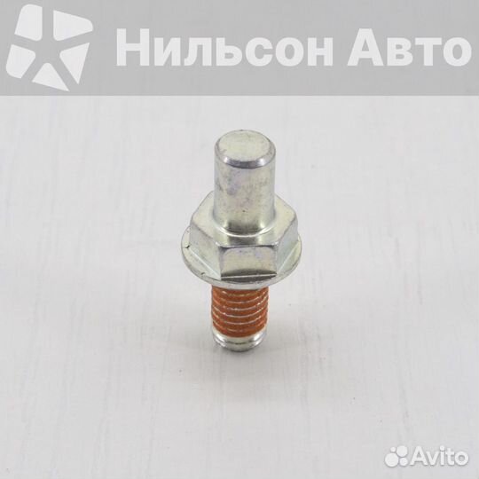 Шпилька тахометра isuzu ELF, оригинал