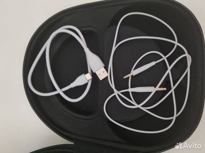 Продам наушники Bose Noise Canceling luxe 700