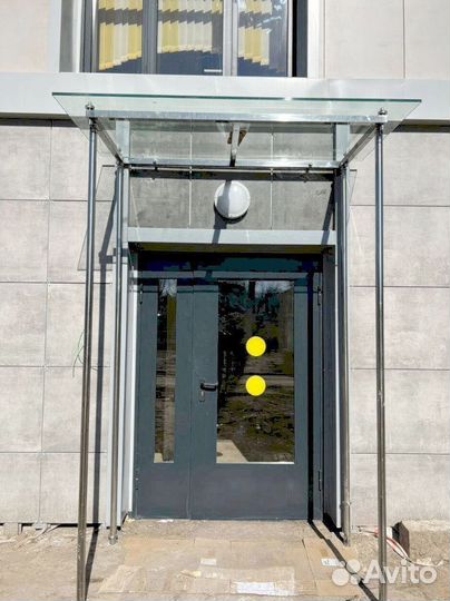 Козырек со стеклом