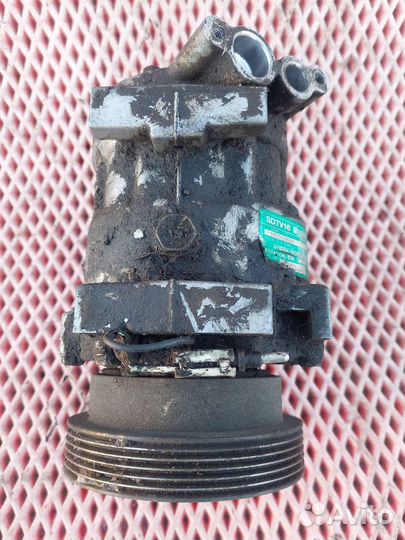 Компрессор кондиционера Renault Logan