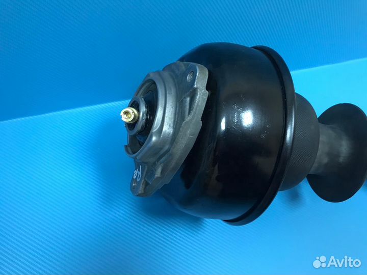 Пневматический амортизатор Mercedes w212