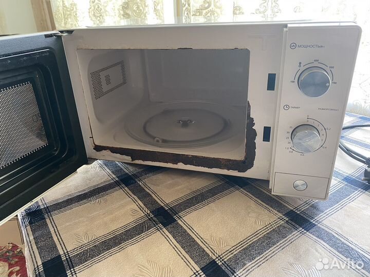 Микроволновая печь Galatec