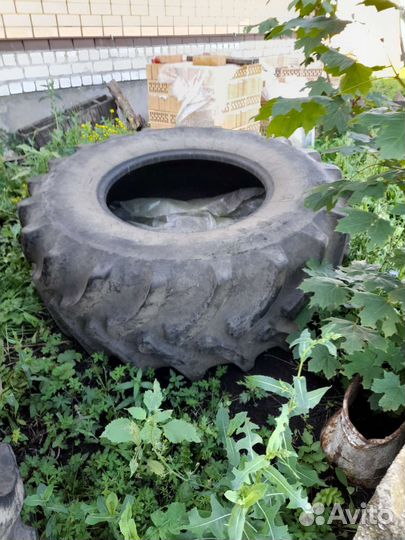 R16.5 Accelera AT 70-75 230/70, PCD 0x115 DIA 22