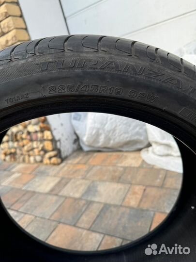 Bridgestone Turanza T001 225/45 R19 92