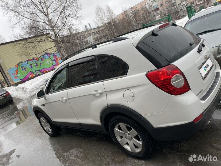 Chevrolet Captiva 2.4 AT, 2013, 250 000 км