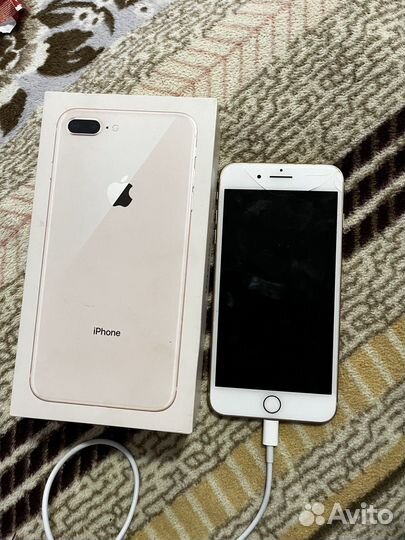 iPhone 8 Plus, 64 ГБ