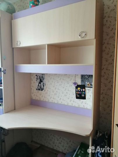 Детский школьный (письменный) уголок