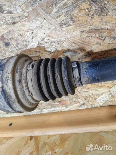 Привод Задний Полуось Туарег NF 7P0501201G