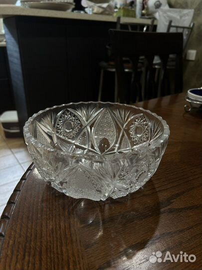 Хрустальная ваза