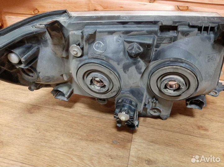 Фара левая Land Cruiser 100 с 2005