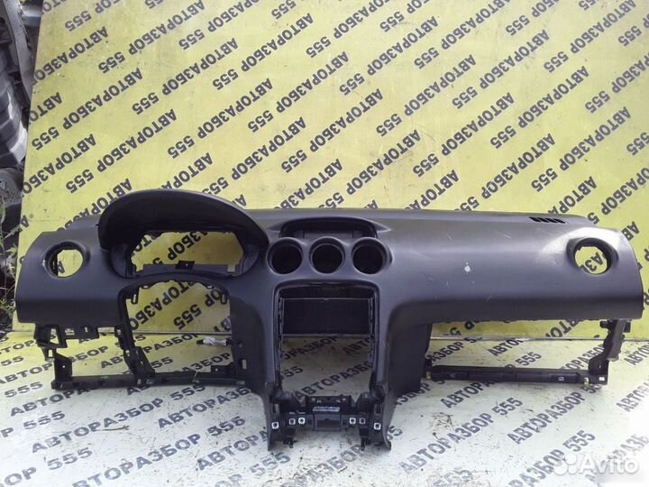 Торпедо Peugeot 308