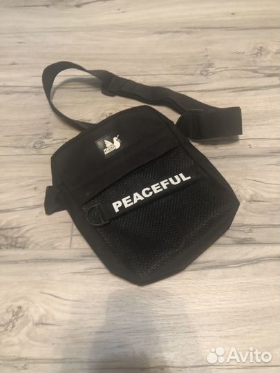 Сумка peaceful hooligan