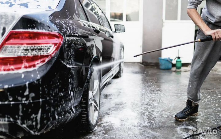 Мойщик автомобилей