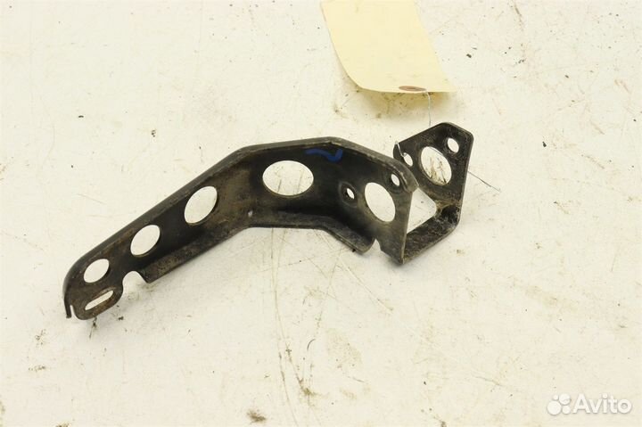 Кронштейн пластика Can-Am Outlander G1 705002925