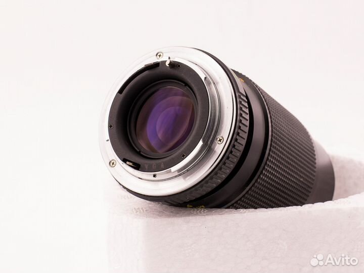 Yashica MC Zoom 75-200mm f/4.5 Macro (Canon)