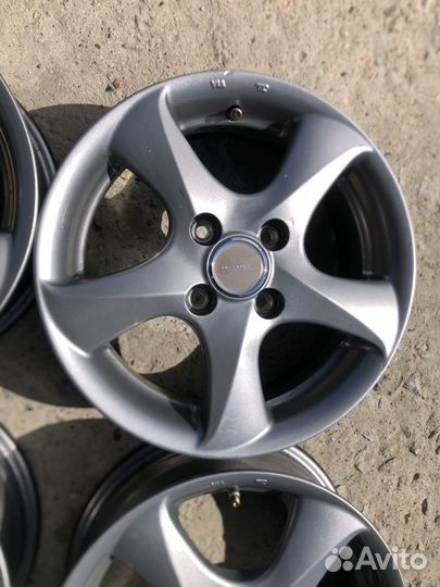 Литье Bridgestone Toprun R14 J5.5 4x100