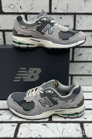 Кроссовки New Balance 2002R