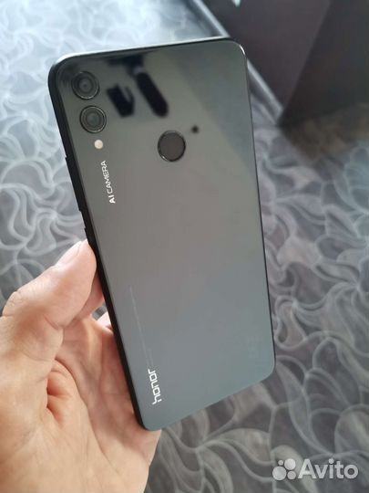 Телефон honor 8X