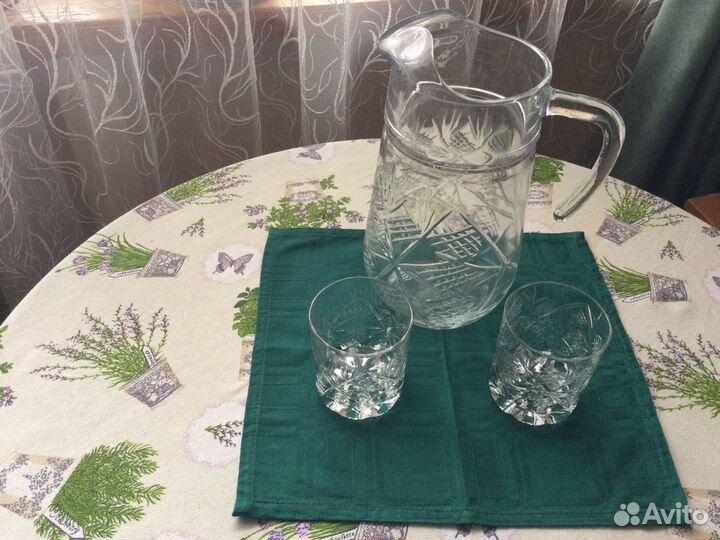 Фужеры, бокалы, стаканы, графин