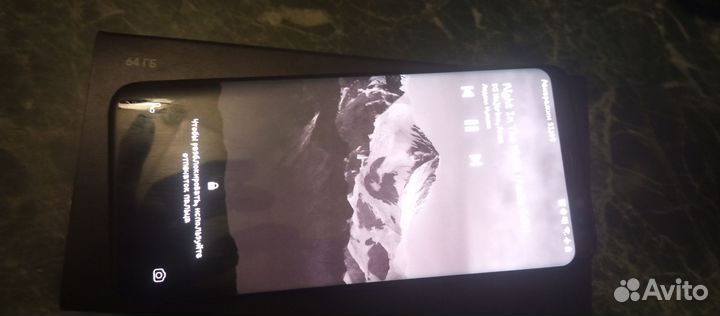 Samsung Galaxy S8, 4/64 ГБ