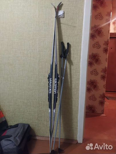 Лыжи беговые 174 см