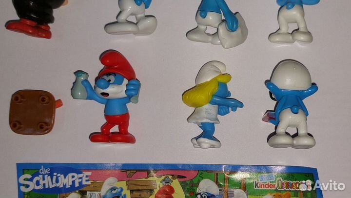 Киндер серия Смурфы 2011г