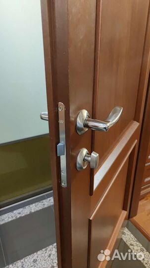 Межкомнатные двери бу с коробкой комплект