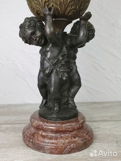 Бронзовая ваза 